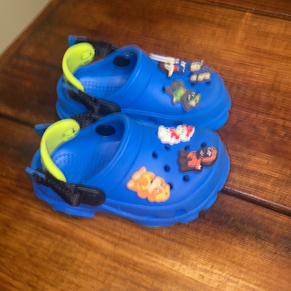 COPY - Baby Crocs - Picture 3 of 3
